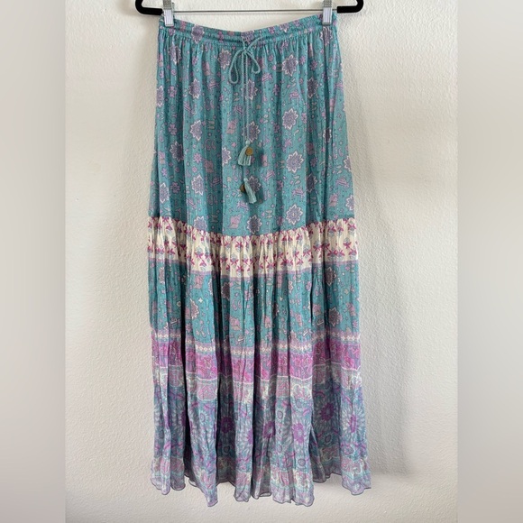 SPELL Lovers Beach ~ Lover's Beach Maxi Skirt And Top Two Piece Set in Paradise - Picture 5 of 16